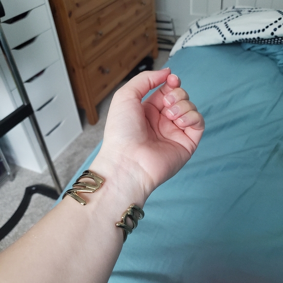 Cuff Style Bracelet - Picture 2 of 3